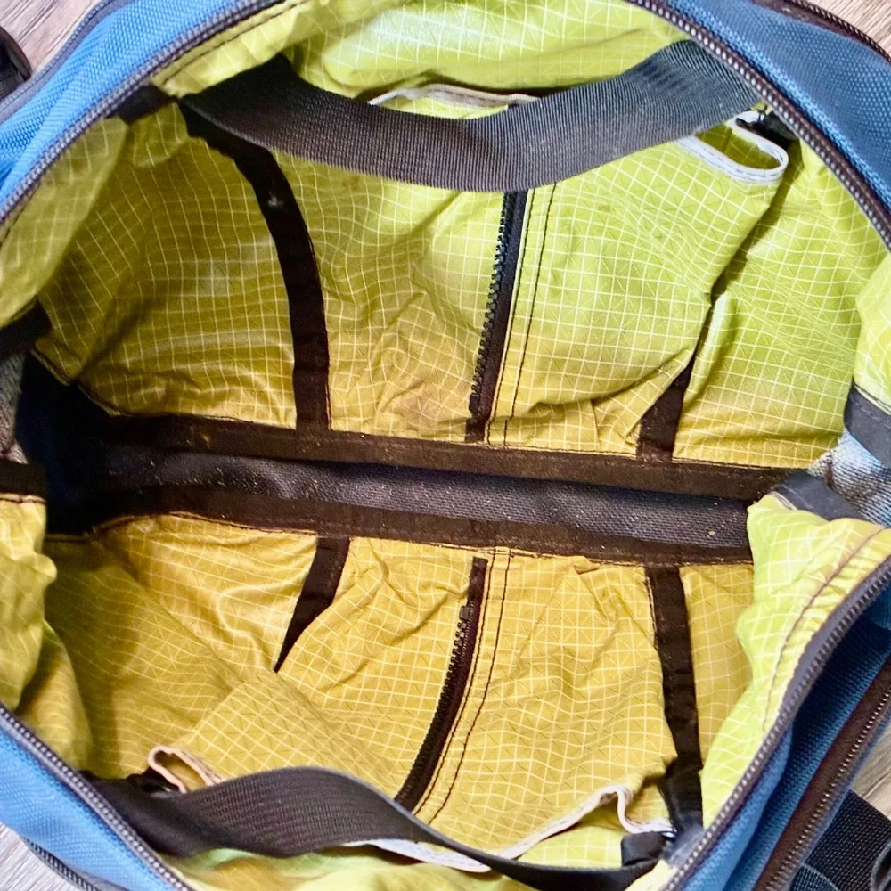 Tom Bihn Parental/Diaper Bag - Picture 3 of 4